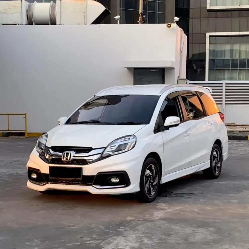Tdp 10jt Honda Mobilio Rs 1.5 matic 2015 Siap Pakai