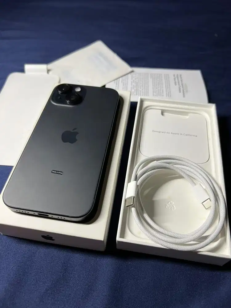 iPhone 15 128GB iBox warna Black