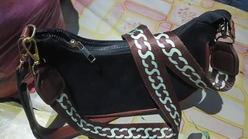 Preloved Tas Kecil Cantik