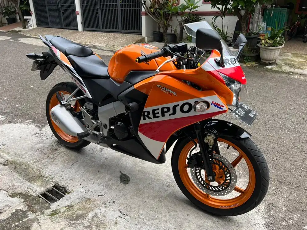 Cbr 150r  Low km
