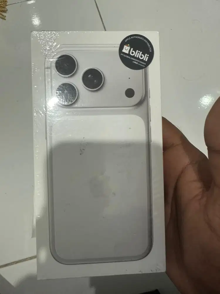 BNIB Iphone 17 pro 255gb