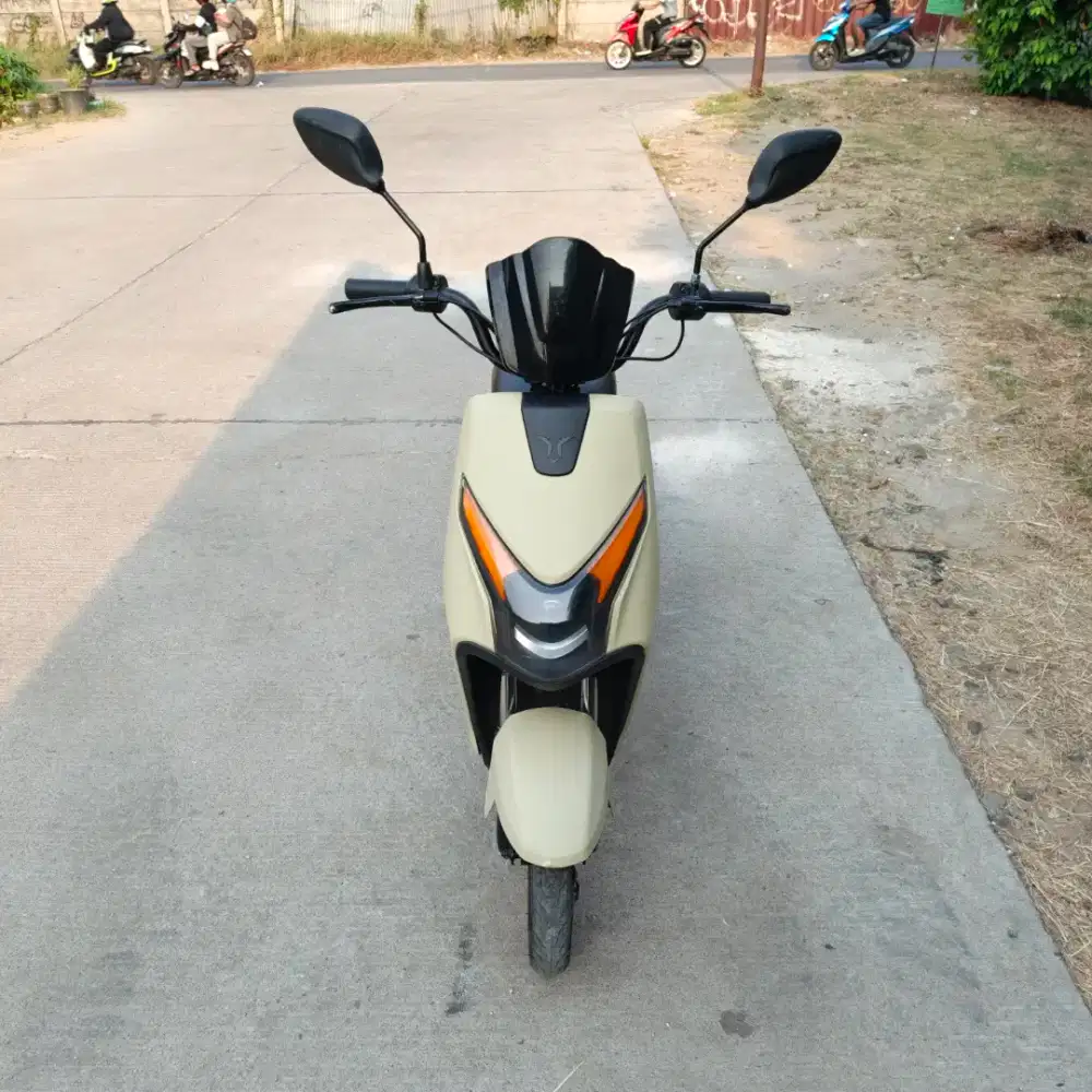 Sepeda listrik uwinfly d60 batre awet
