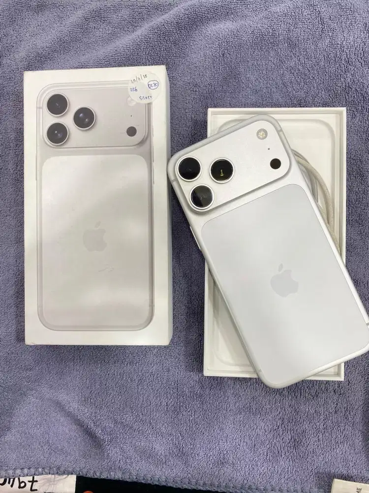 iPhone 17 Promax 256GB ex iBox silver