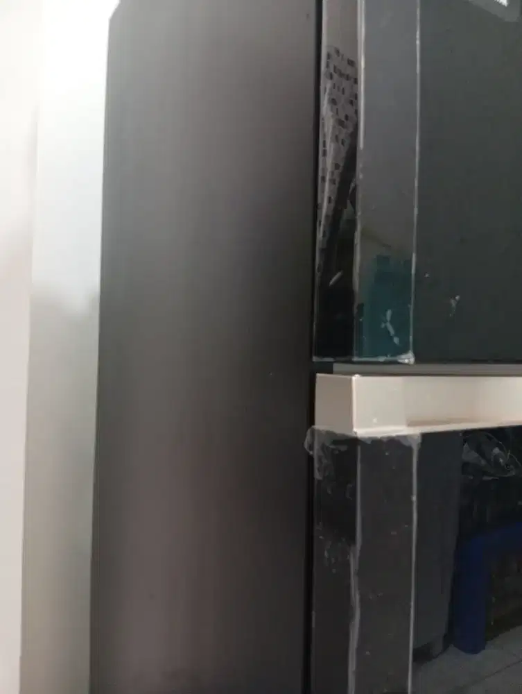 Jual kulkas Polytron barusan beli baru gass Wes pake skali ae du pintu