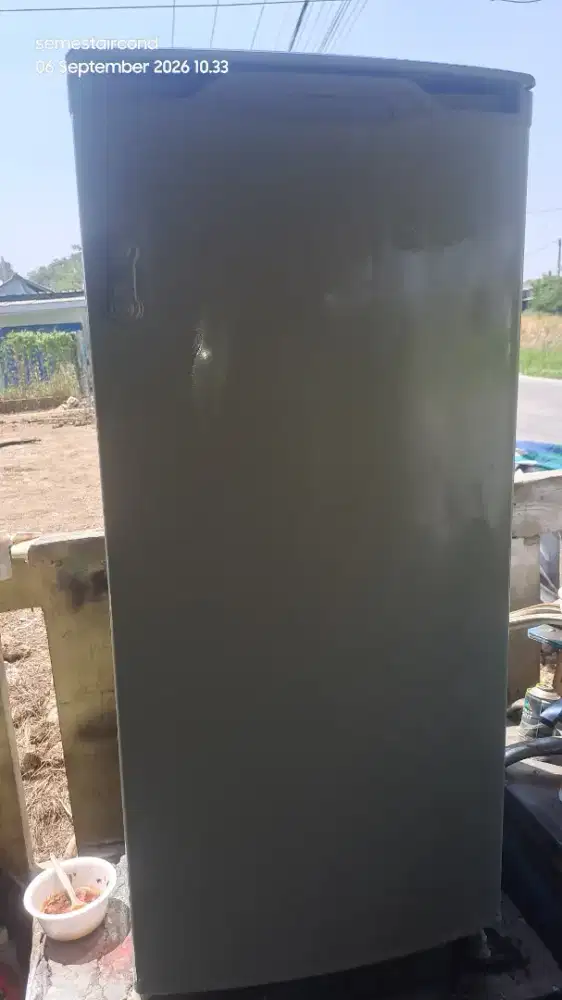 Kulkas polytron
