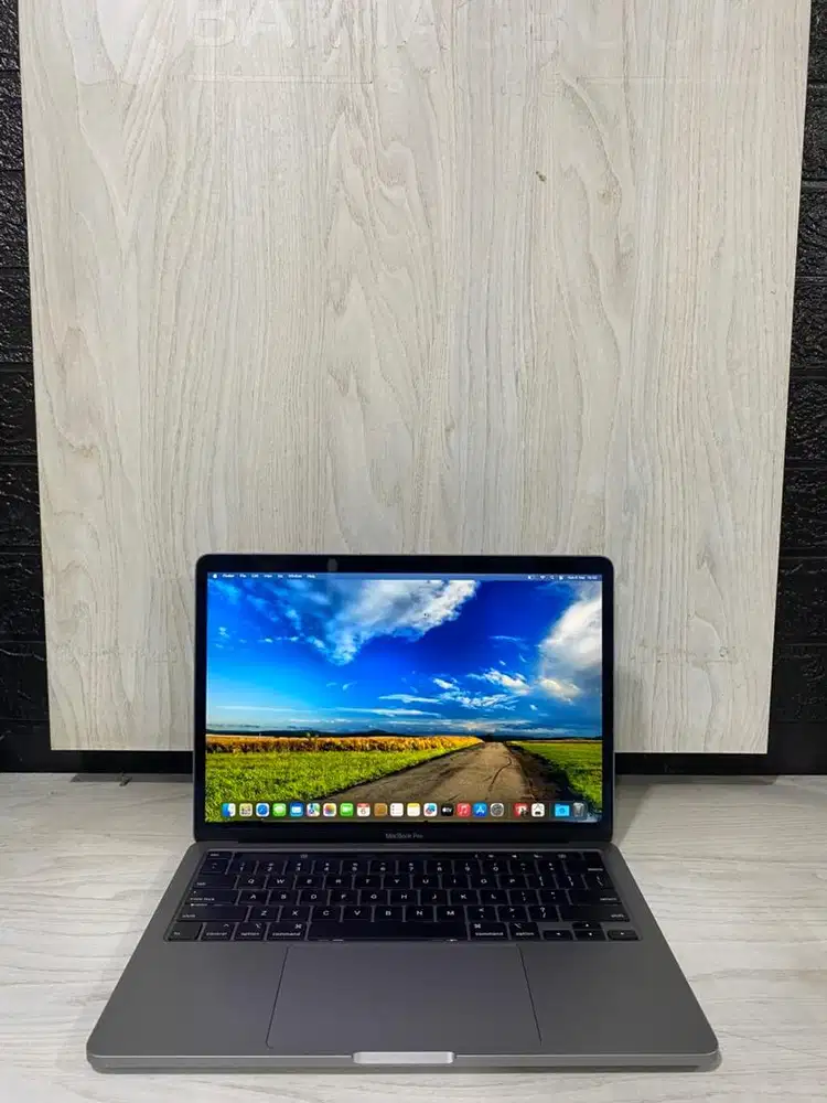 Macbook Pro M1 2020 13inc RAM 16gb SSD 256gb