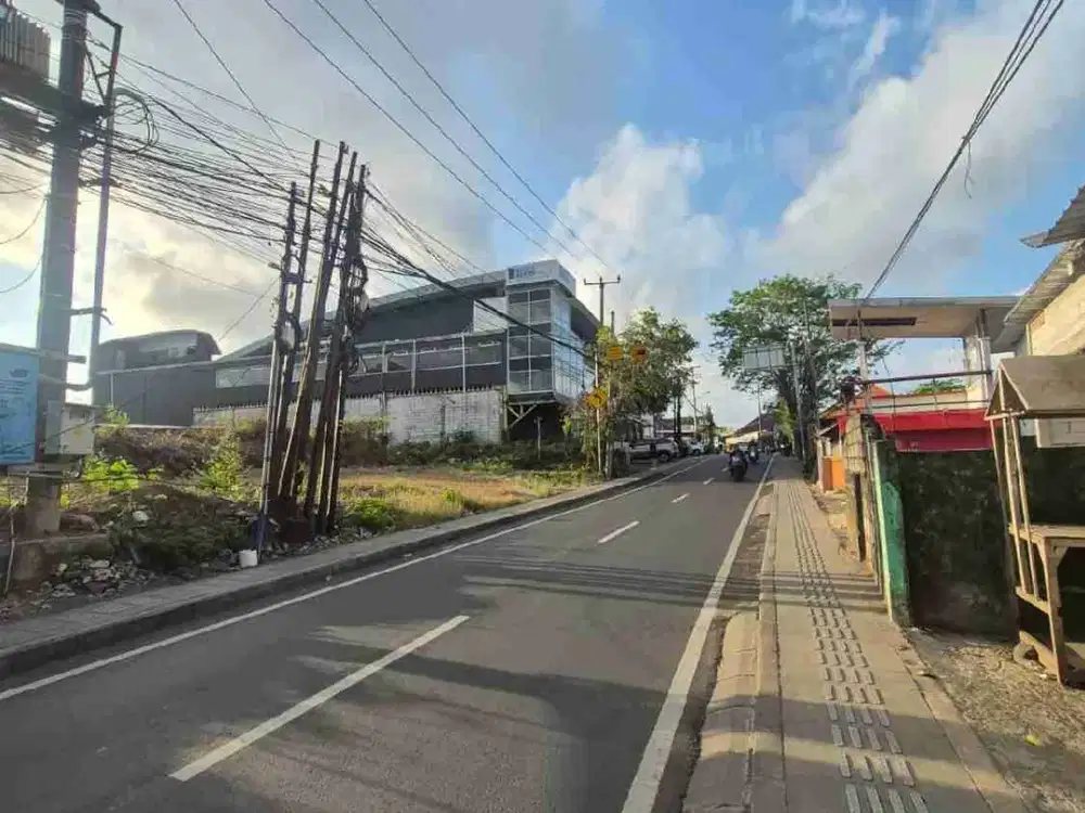 TANAH SEWA SEBELAH ITHON MART Jl.RAYA BALI CLIFF UNGASAN