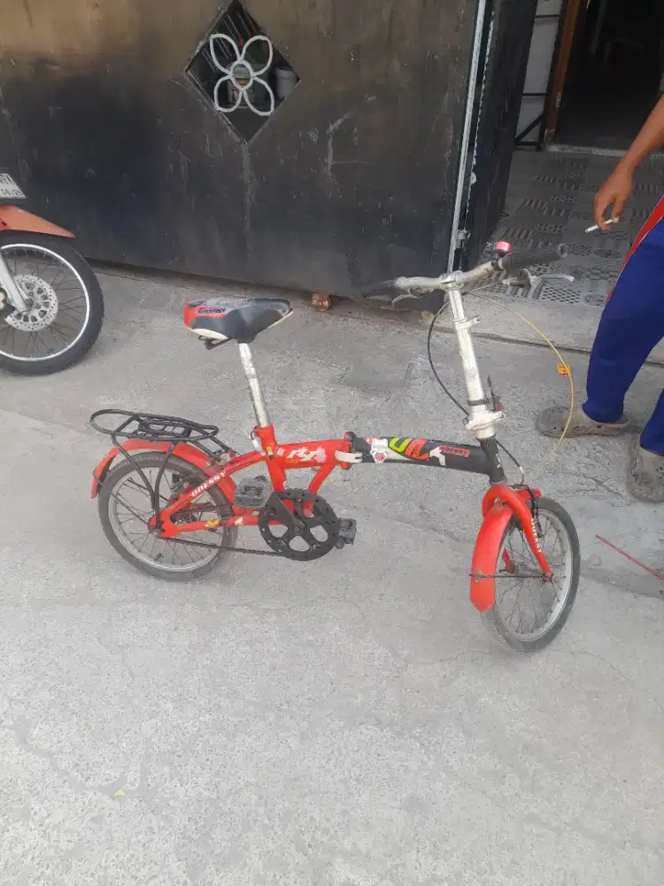 Sepeda lipat 16