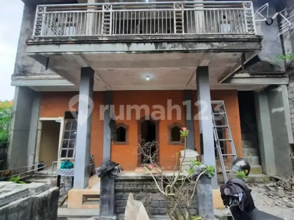 Rumah Strategis 2 Lantai di Tukad Badung