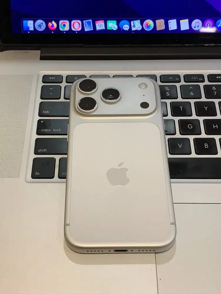 iPhone 17 Pro 256GB iBox Mulus Garansi Aktif