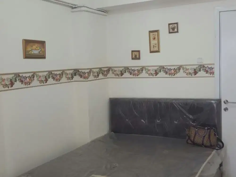 Disewakan Apartemen Green Pramuka Garga Lagi Murah Di pusat kota