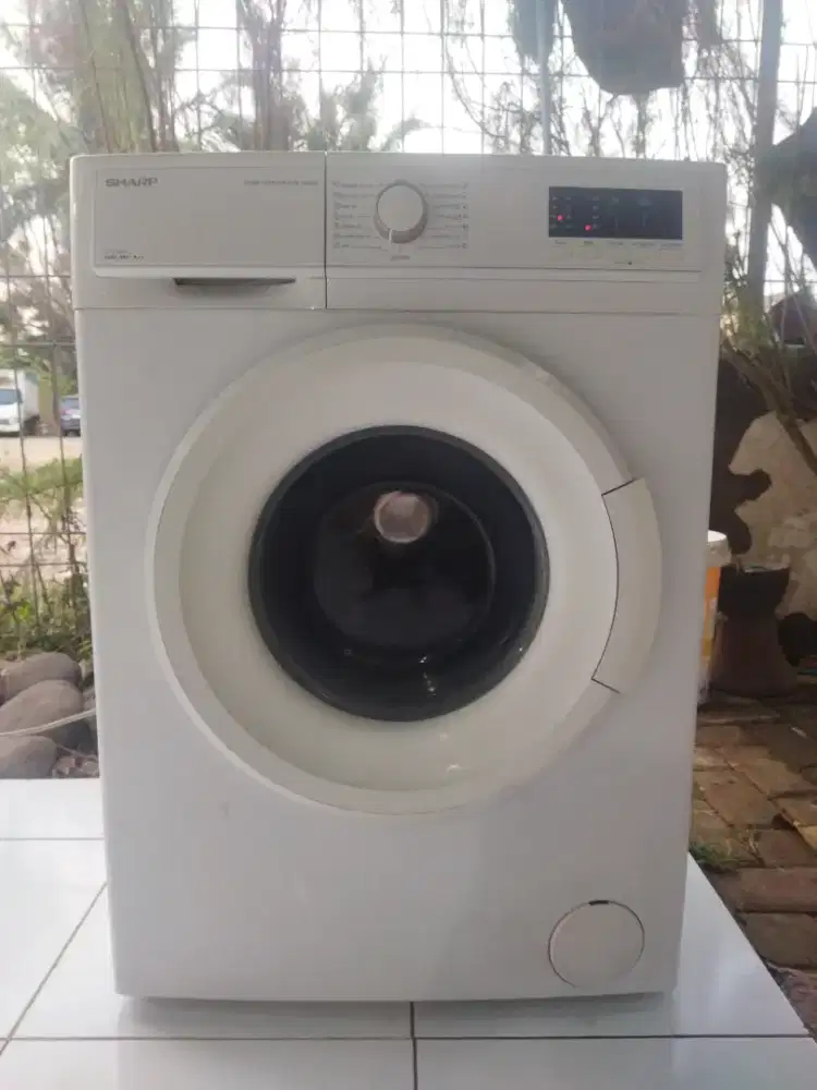 Mesin cuci front loading Sharp 8kg