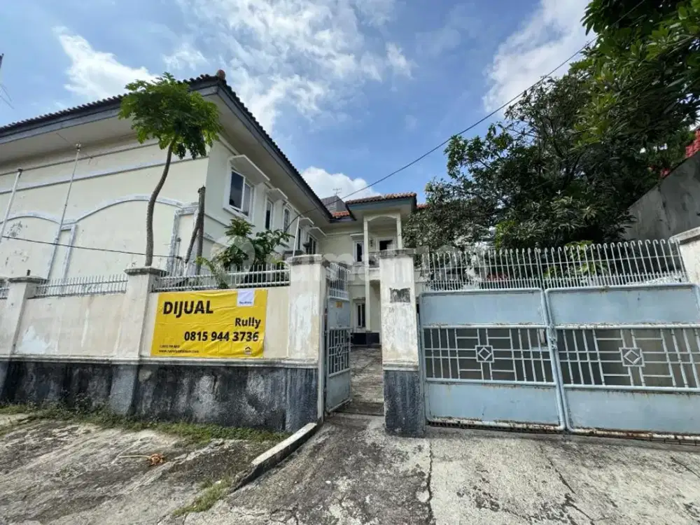 Dijual Rumah Tua Hitung Tanah Lokasi Bagus Banget Dekat Kampus Binus