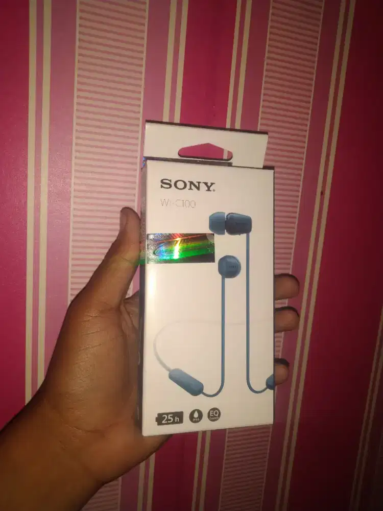 Sony WI-C100 NEW