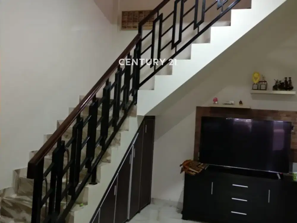 Rumah Dijual 2lt Siap Huni Di Bulevar Hijau Harapan Indah