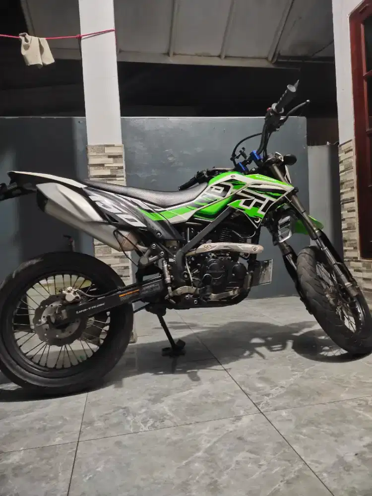 D tracker mesin halus