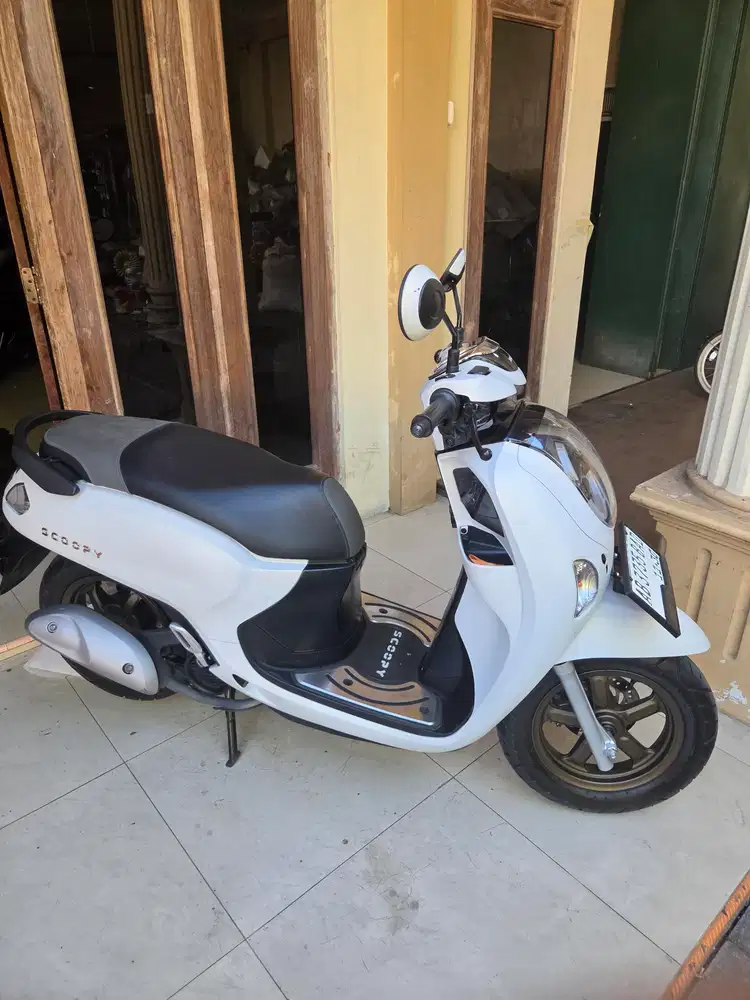 Scoopy all new model prestige 2025 keyless remote 2 gbm