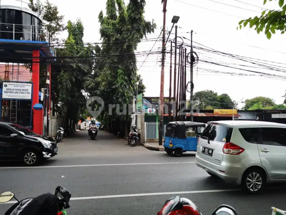 Dijual Rumah Tua Hitung Tanah Pinggir Jalan Raya Tanah Kusir