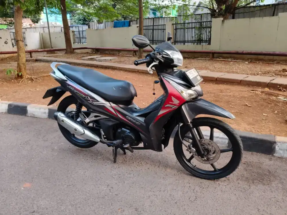 Honda Supra X Helm in PGM-FI Tahun 2018