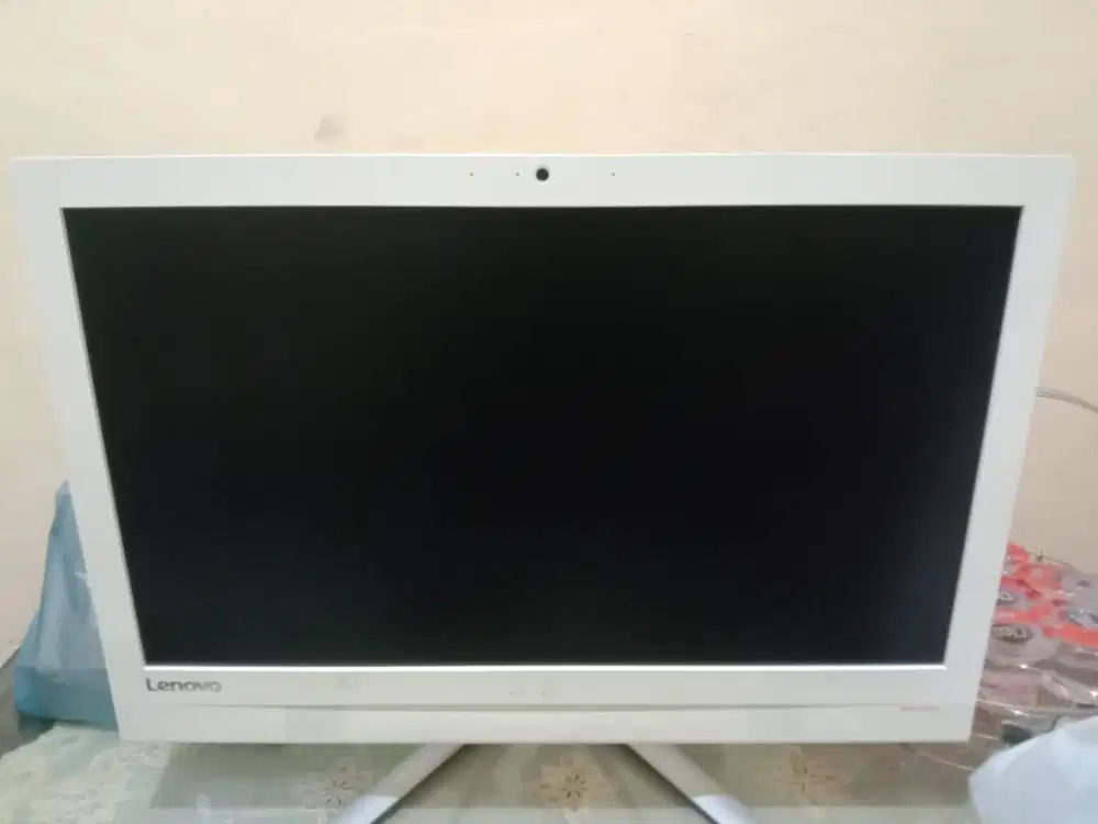 PC AIO (ALL IN ONE) LENOVO IDEACENTRE 300-23ISU