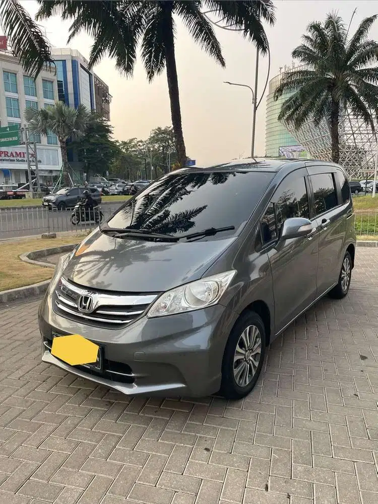 Honda Freed SD AT 2013 (Double Blower)