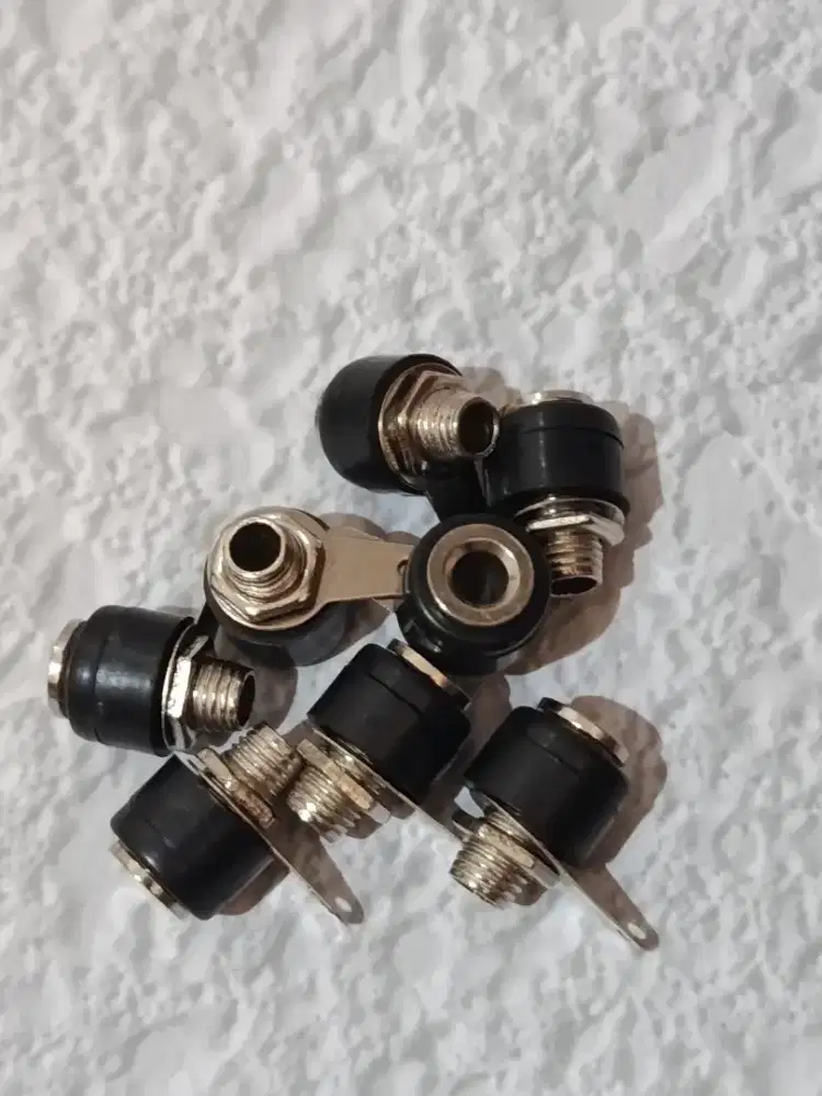 Soket banana terminal adaptor power supply