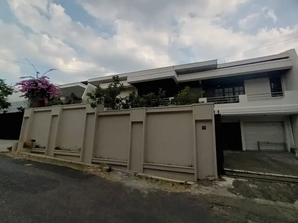 Dijual Rumah di Bukit Sari Semarang