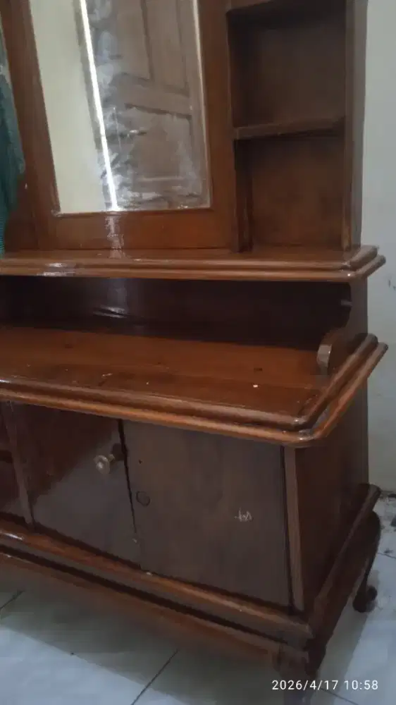 Meja Rias Kayu Jati