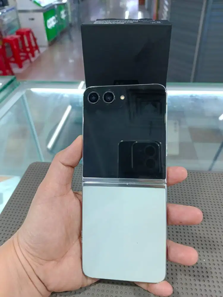 SAMSUNG GALAXY Z FLIP 5 8/512GB SECOND SEIN