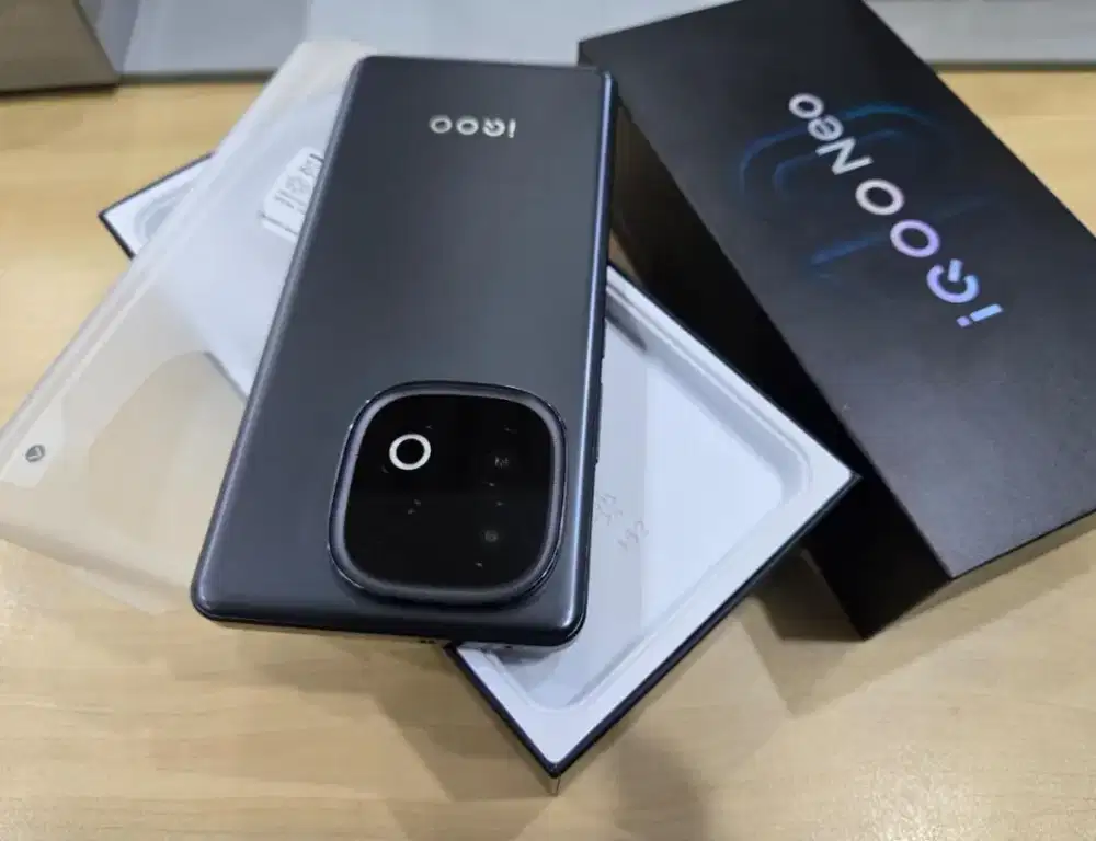 IQOO NEO 10 256 GB