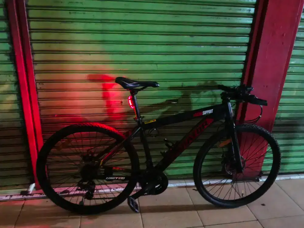Di jual cepat sepeda MTB Aviator seken harga bisa di nego