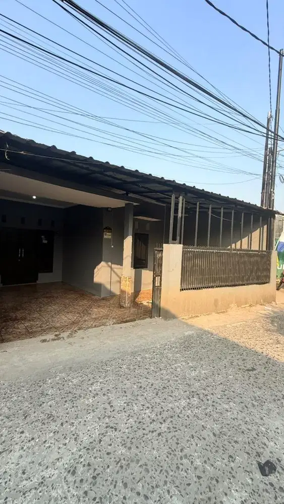 Kontrakan Luas Strategis 10 menit dari Tol Sawangan - Antasari