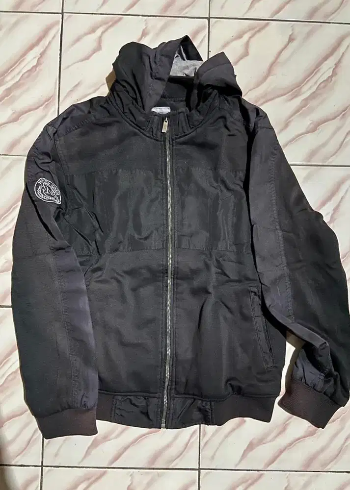 Jaket Nevada Hitam