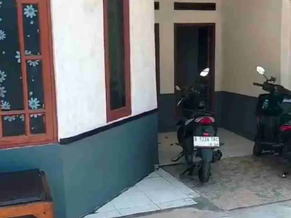 Dijual rumah 375 juta nego masuk mobil dalam Perumahan