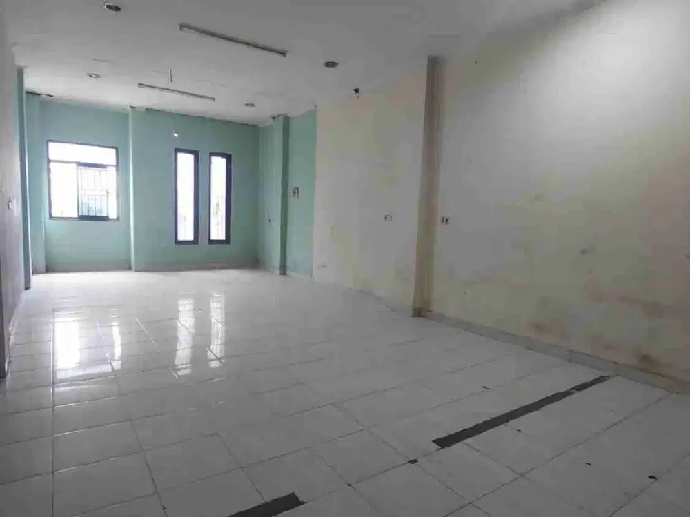 Dijual Murah Ruko bisa untuk usaha di Jelambar Jakarta Barat