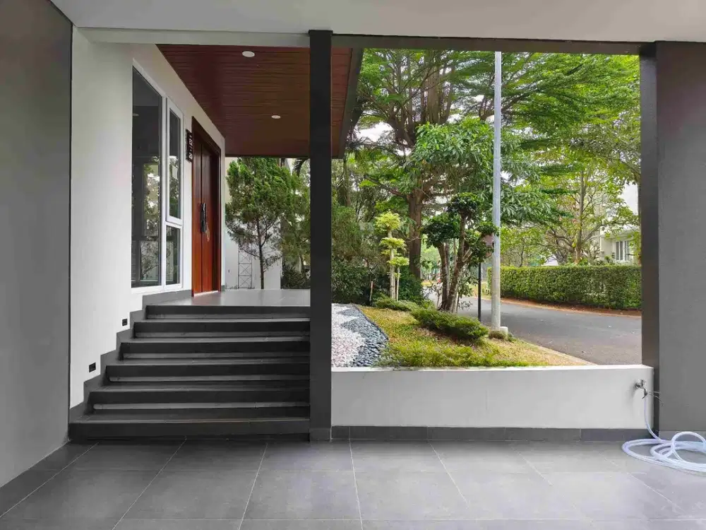 Rumah Brand New Split Level Premium Quality The Icon BSD city