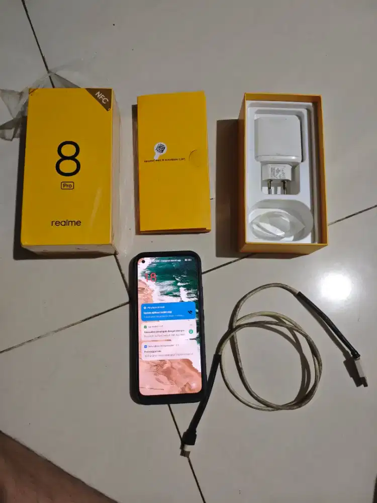 Realme 8pro 8+4/128