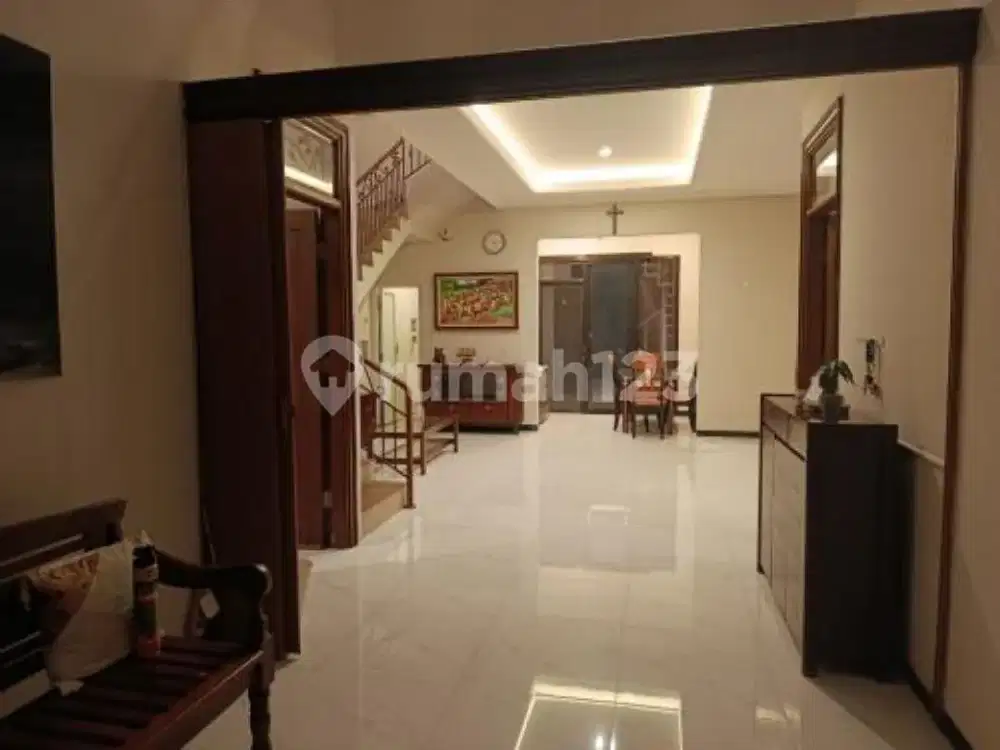 Rumah Bagus Siap Huni Strategis di Bukit Sari A6003