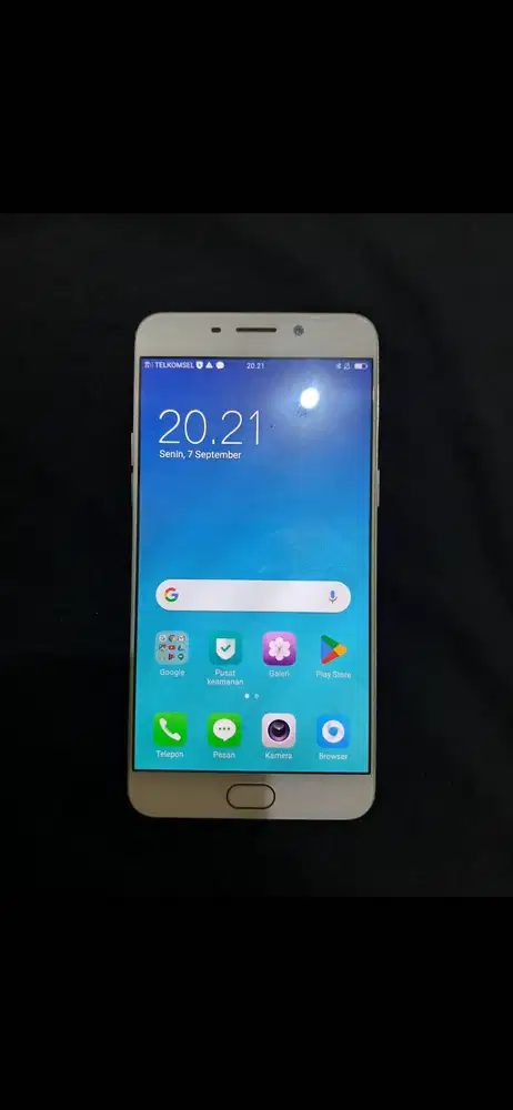 oppo f1 ram 4,mulus,kamera jernih