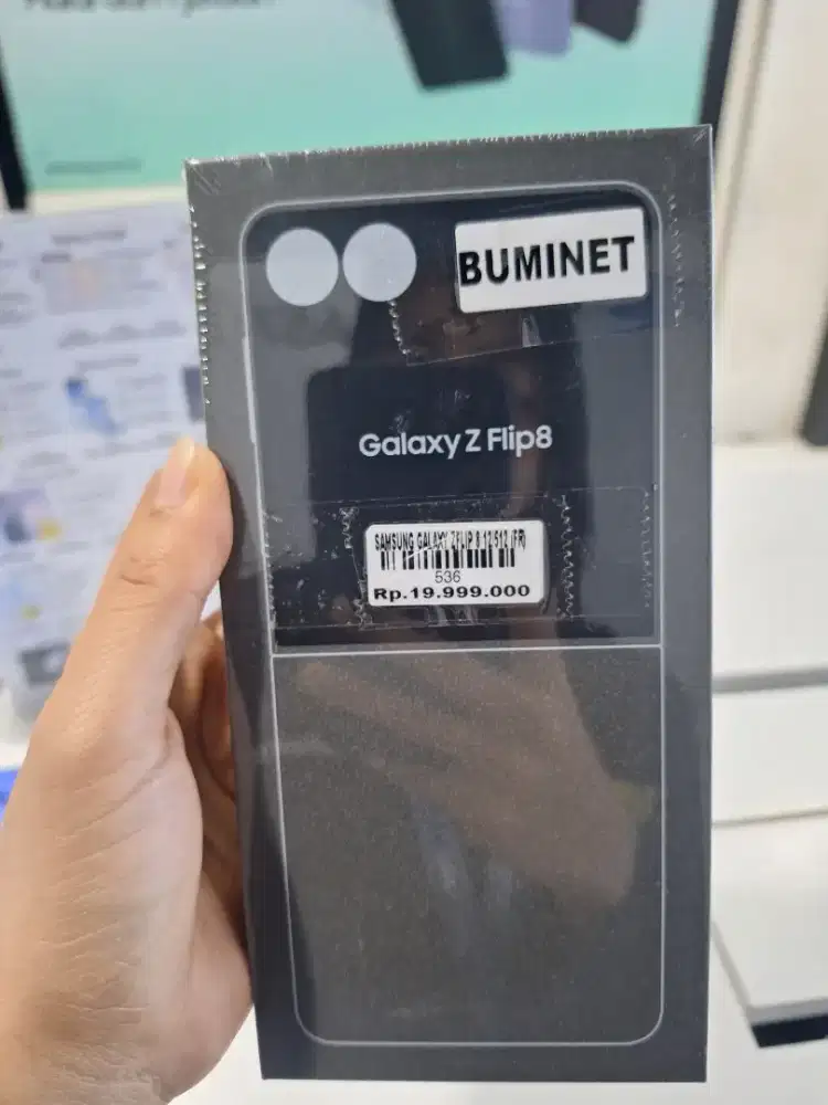 New Samsung Galaxy Z Flip 8 12/512
