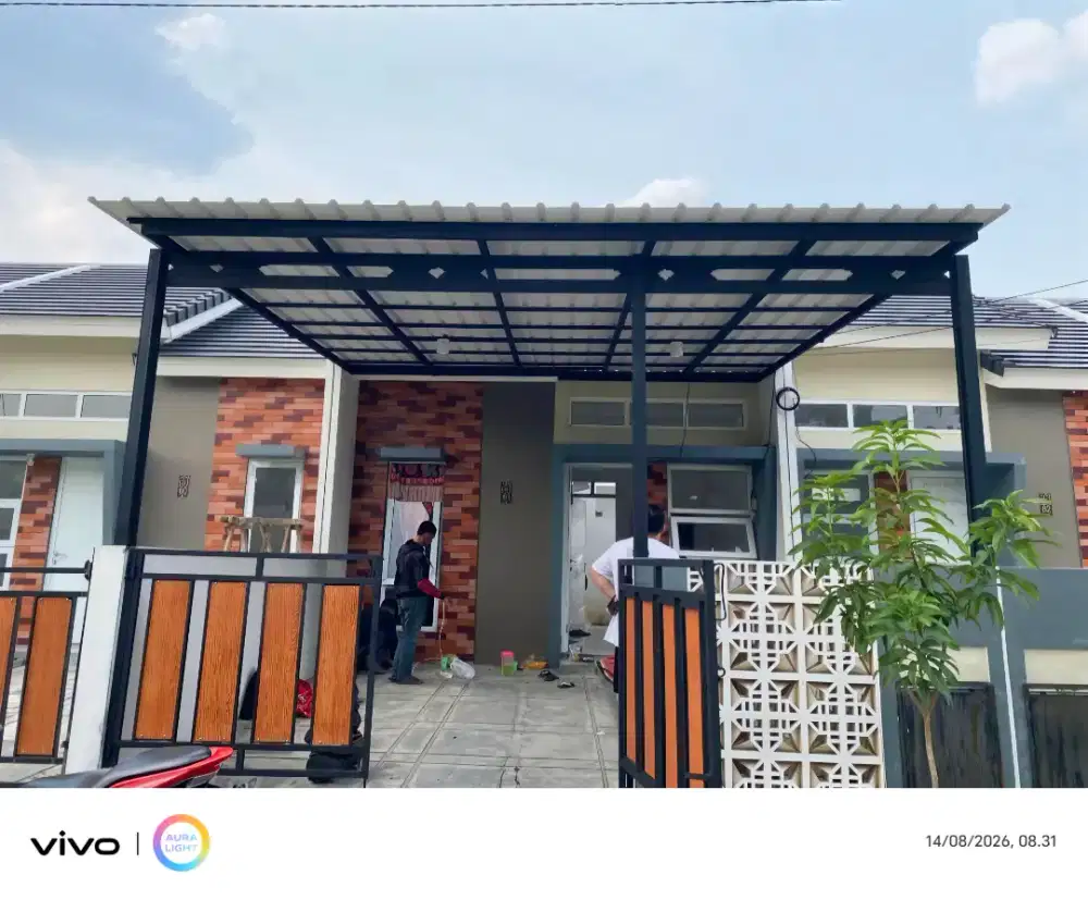 Kanopi baja ringan dan garasi