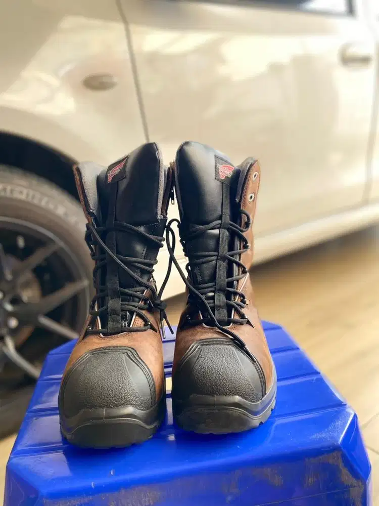 Sepatu safety redwing uk 44 baru