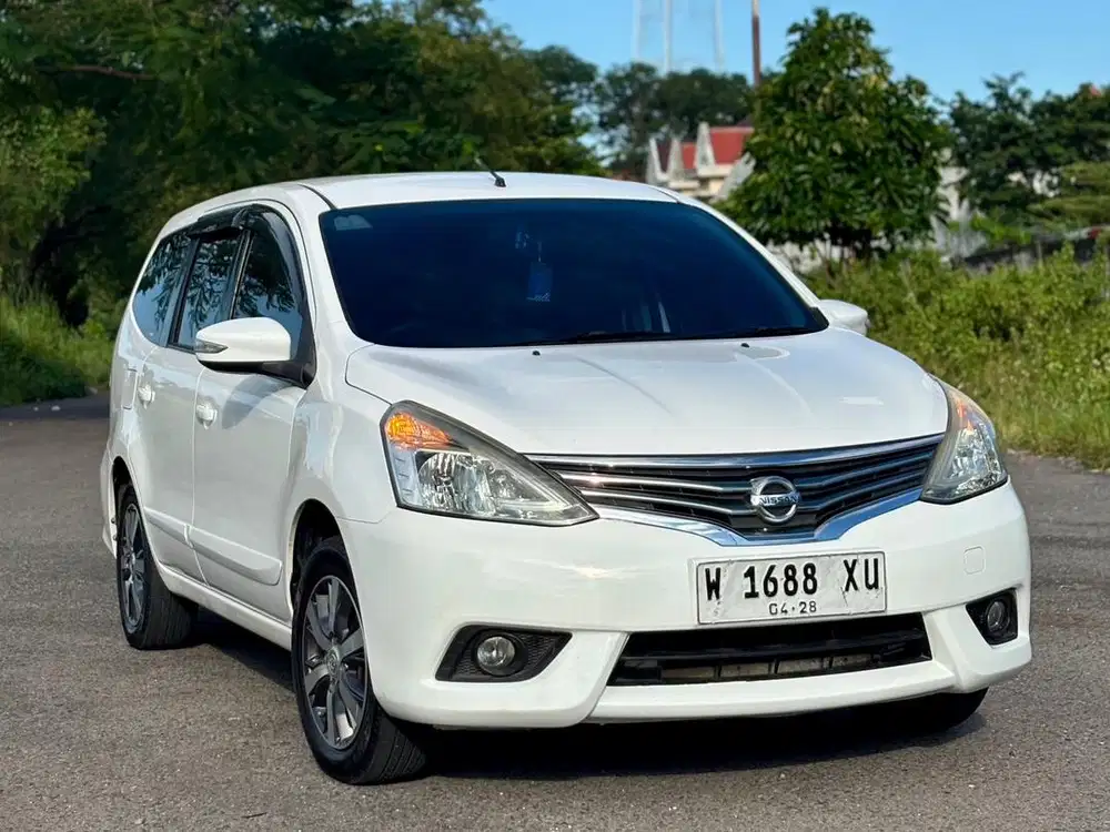 NISSAN GRAND LIVINA XV 1.5 A/T 2017 MATIC PUTIH ISTIMEWA