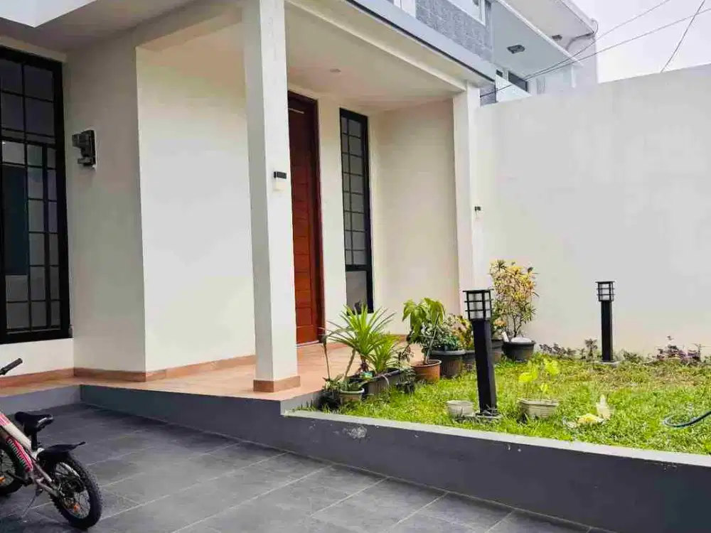 TURUN HARGA JUAL RUGI RUMAH BANGUNAN BARU  MELATI MAS SERPONG