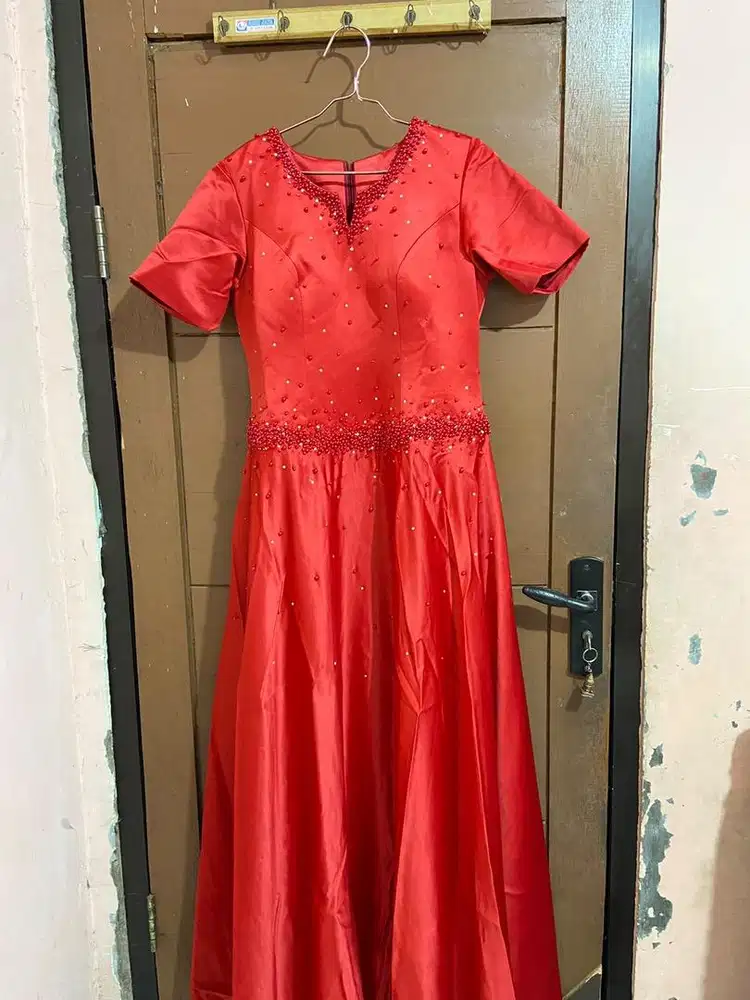 Prelove Dress Pesta Wanita