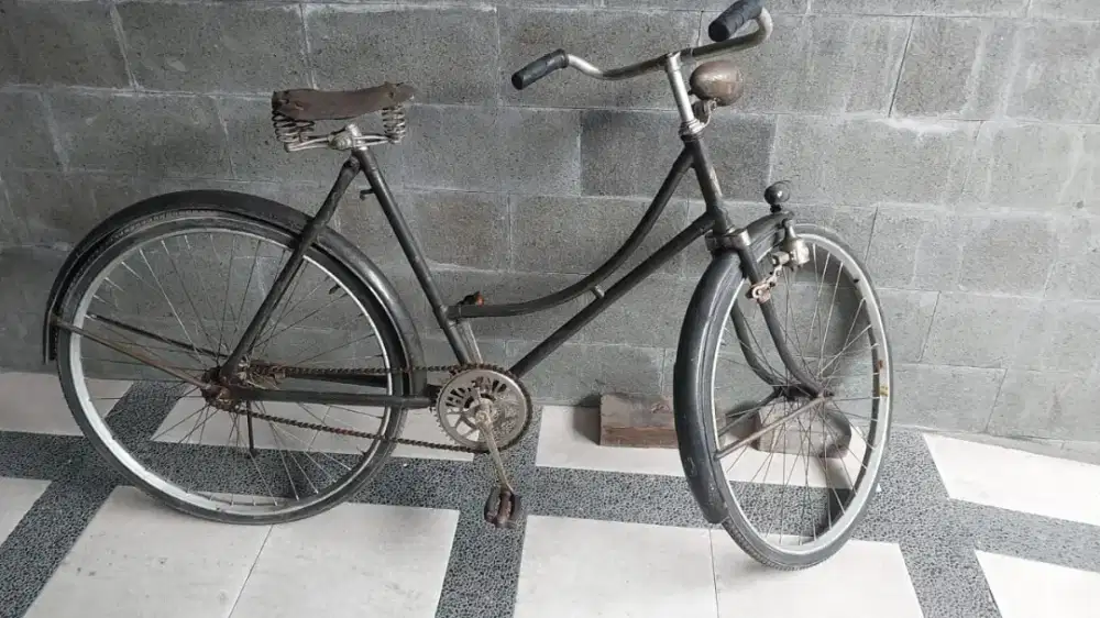 Sepeda onthel kebo lawas Hero