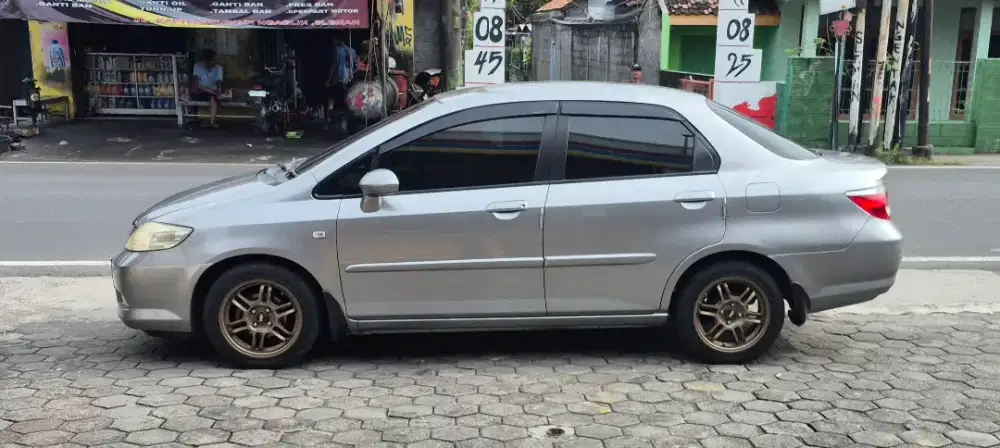 Honda City IDSI matic