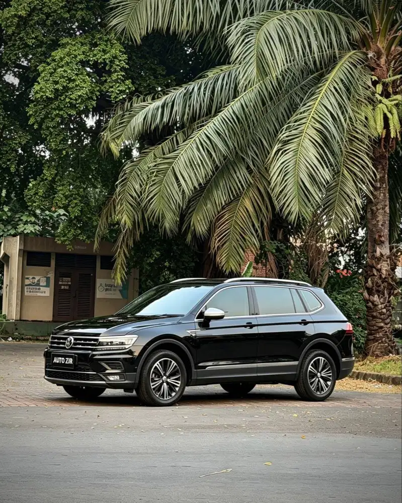 Volkswagen Tiguan All Space Hitam 2022 TdpMurmer Ori Menarik Bu Record