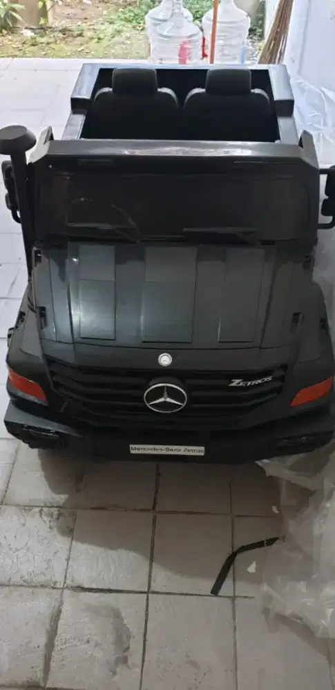 Mainan anak mobil2an ukuran besar (batre drop)