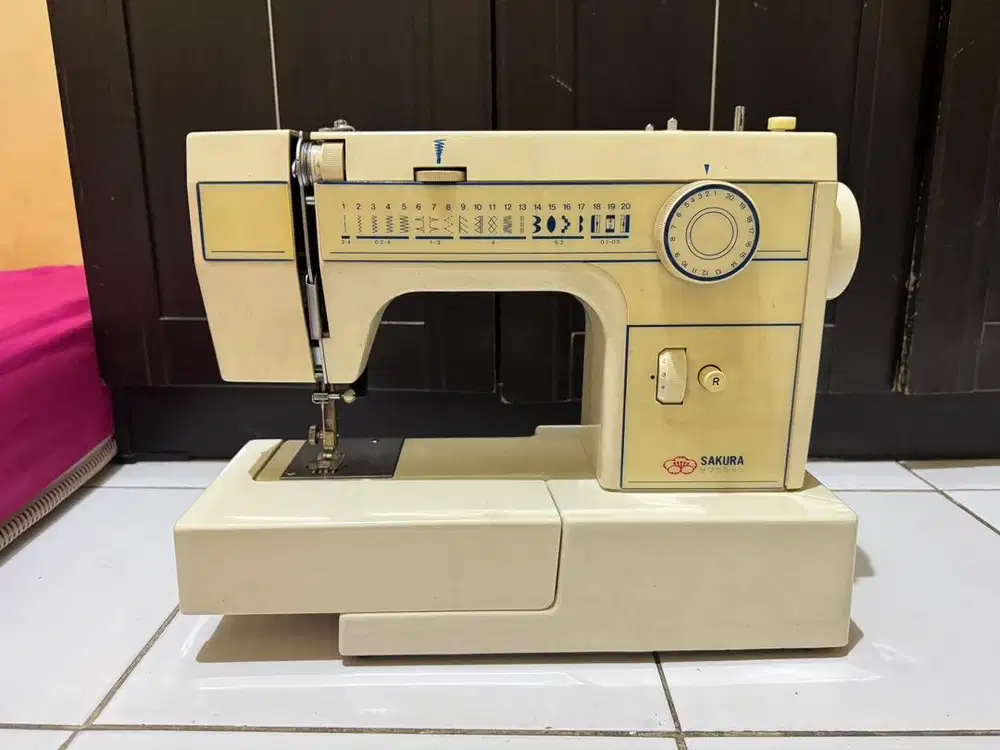 Mesin Jahit Sakura 9100 (made in japan), Mesin Jahit Portable